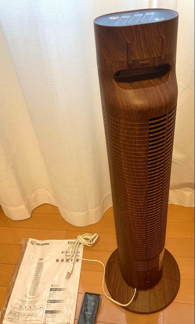 アイリスオーヤマ 扇風機 タワーファン スリム　木目調 TWF-C73M