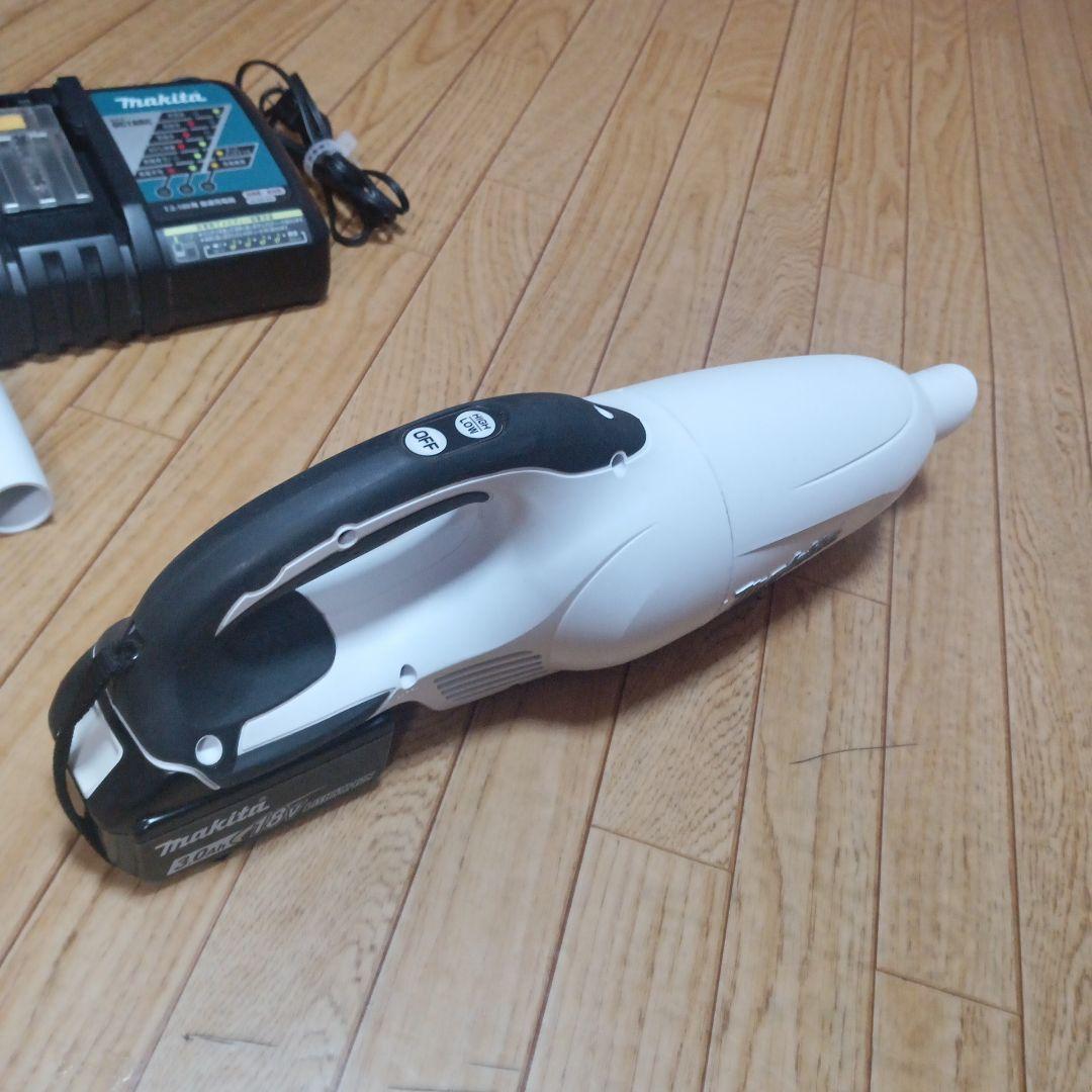 マキタ18V充電式クリーナ　CL181FD 純正バッテリー純正充電器サイクロン付
