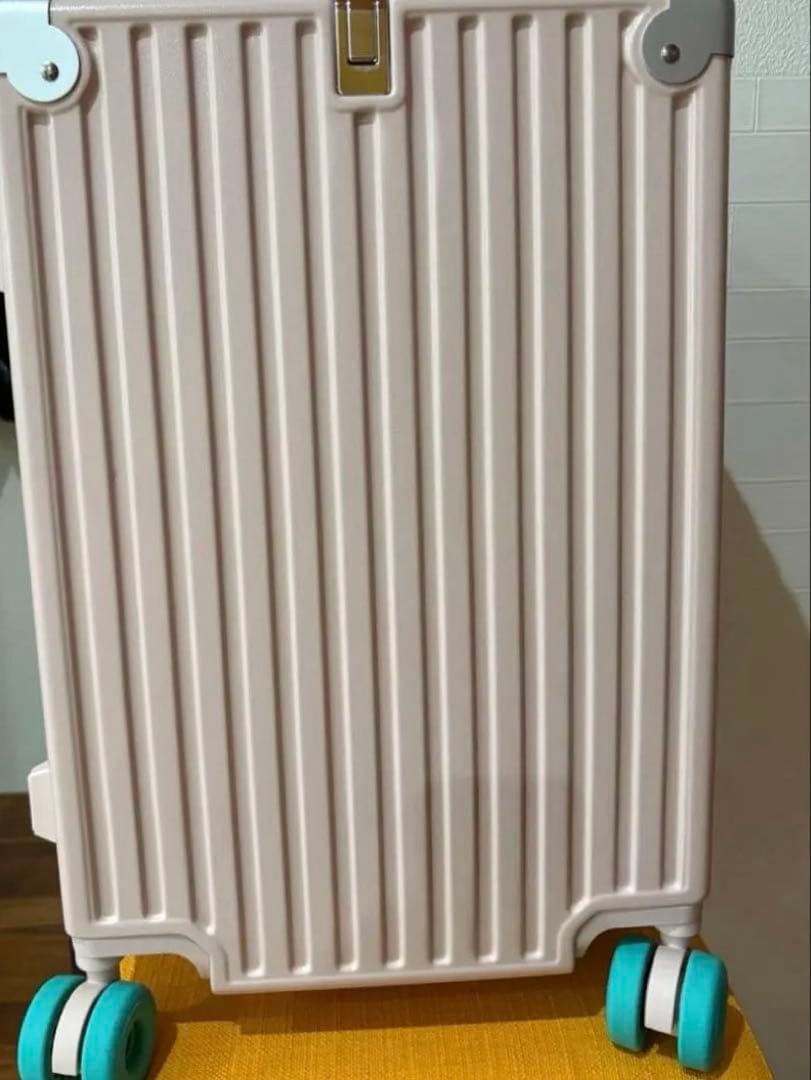 新品 スーツケース 1-3泊 機内持ち込み ピンク　カップホルダー付 USB