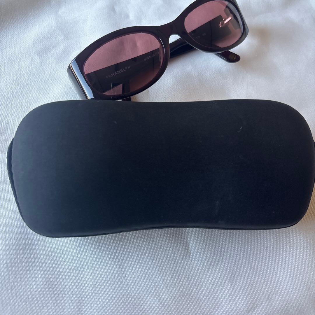 CHANEL サングラス ピンクレンズ