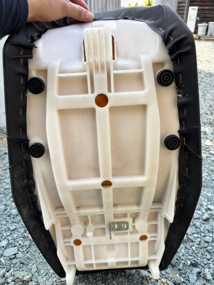 XJR1300 純正シート