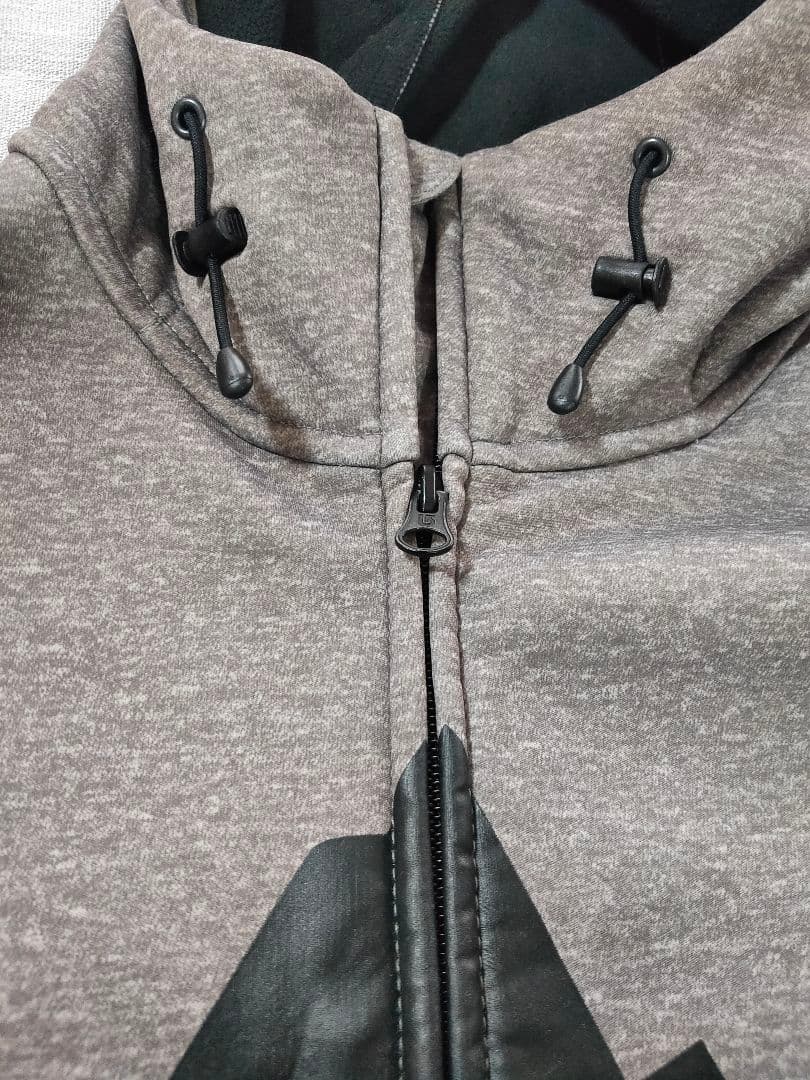 BURTON 撥水パーカー Lサイズ スノーボードウェア バートン プルオーバー
