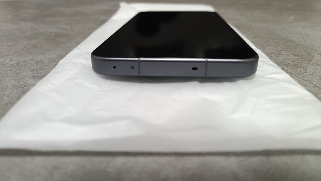 即納 美品 OPPO Find X8s バッテリー100% 黒 (中国版)特典付