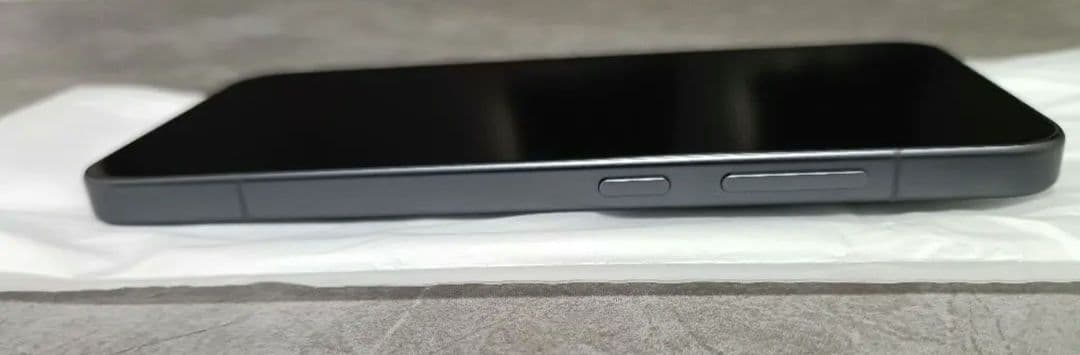 即納 美品 OPPO Find X8s バッテリー100% 黒 (中国版)特典付