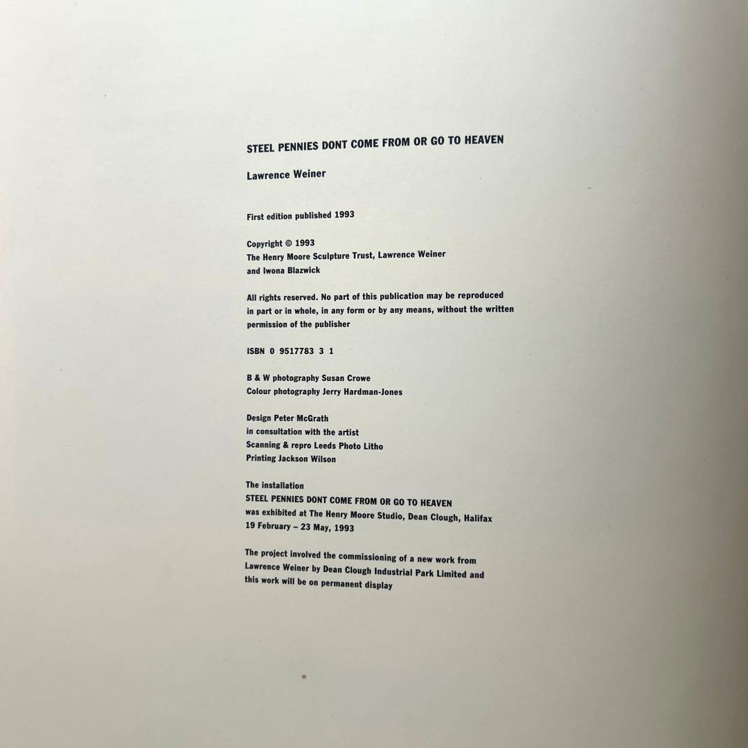 ローレンスウェイナー Lawrence Weiner 本
