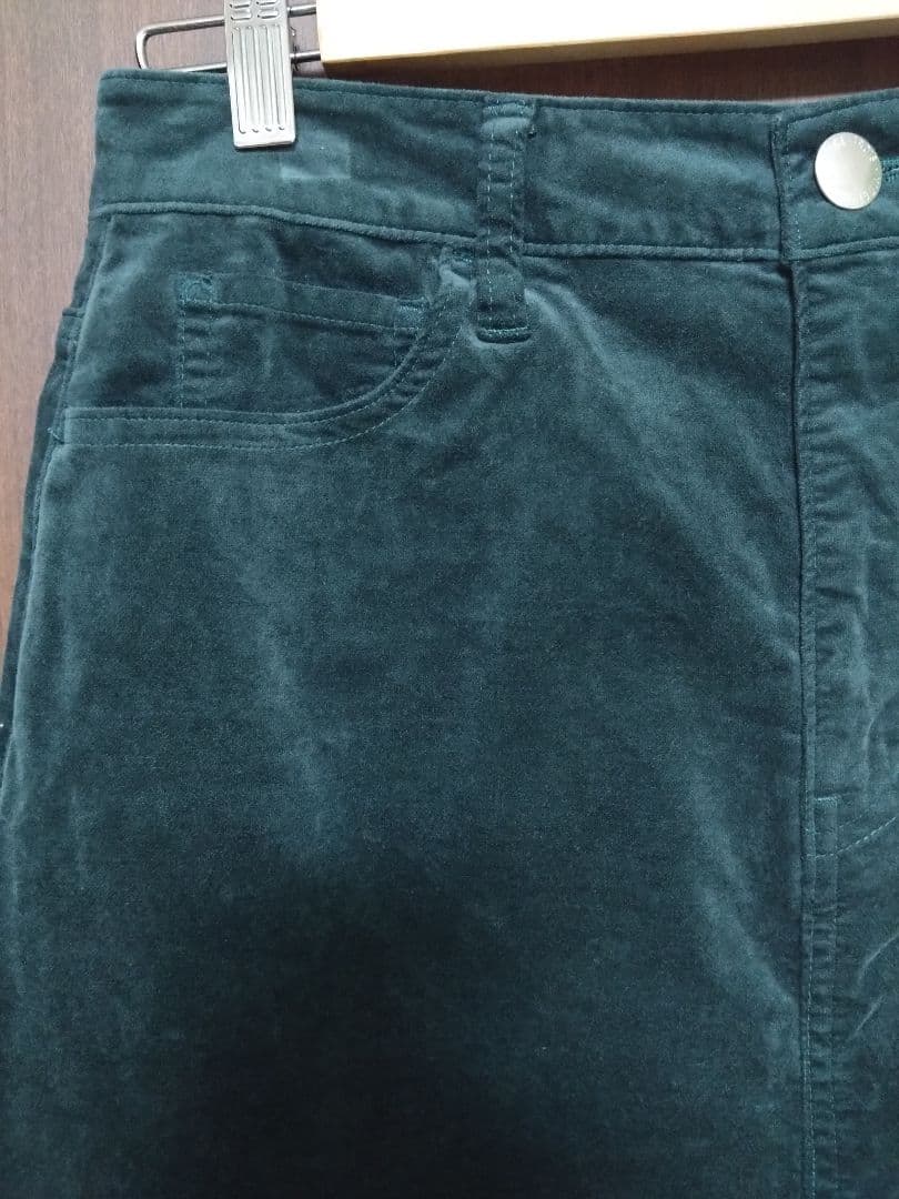 40号 23区【洗える】23区DENIM ベルベットストレッチAライン スカート