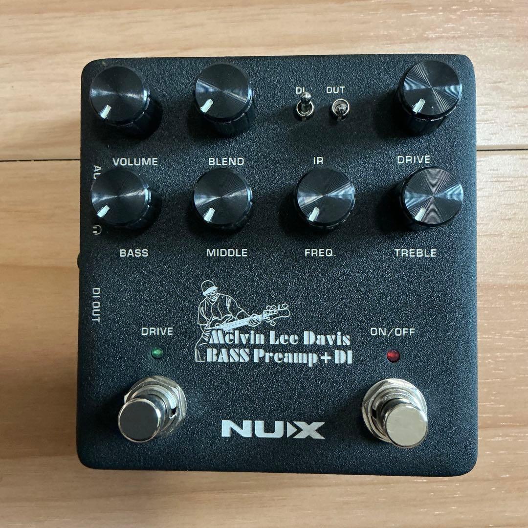 ベース NUX Melvin Lee Davis BASS Preamp + DI