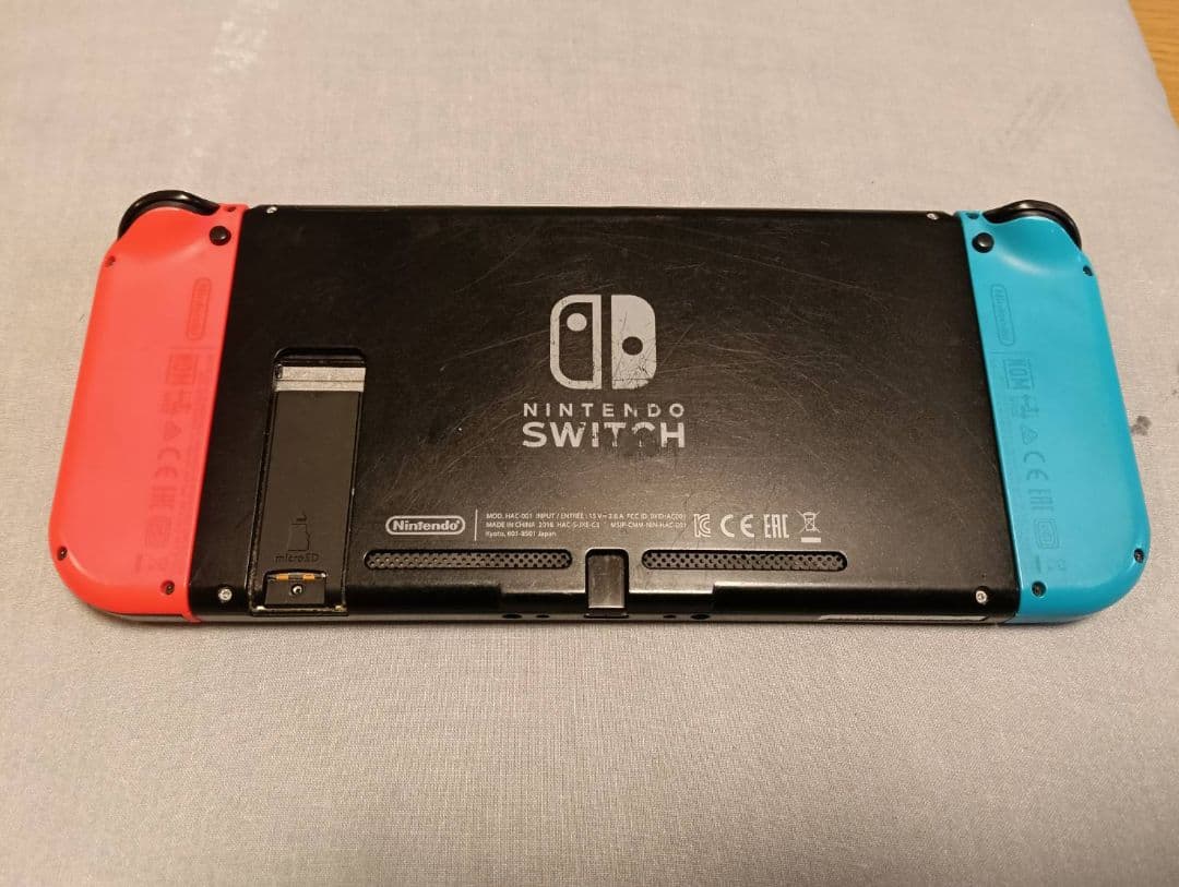 ジャンクNintendo Switch 本体 青/赤