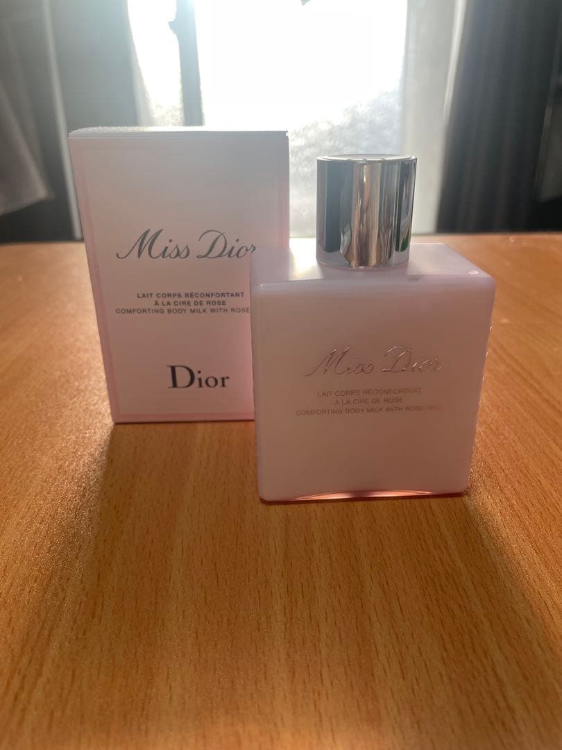 正規品　DIOR ボディミルク175mL