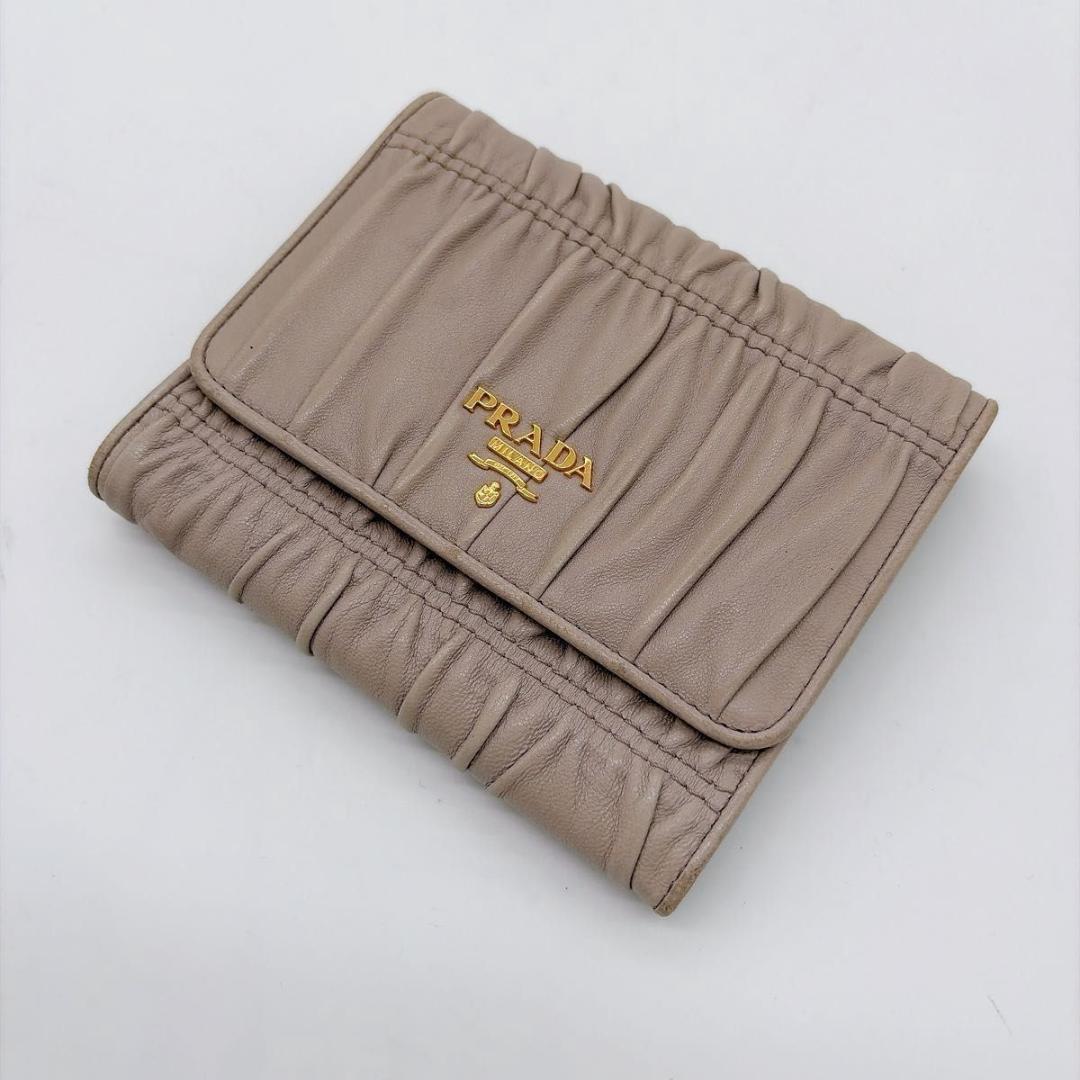 箱付 PRADA プラダ ナッパ 折り財布 ベージュ 三つ折り財布 ゴールドロゴ
