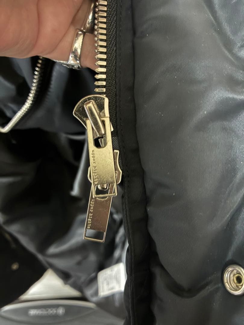 UPPER HIGHTS THE U-BENCH 中綿ミドルコート
