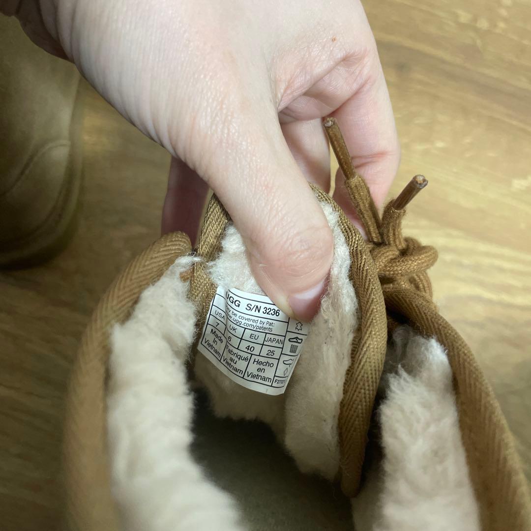 UGGチェスナット ムートンブーツ