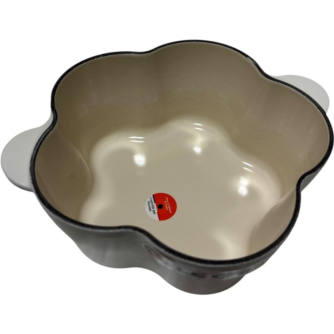【新品】ル・クルーゼ LE CREUSET ココット フルール ホワイト　約20