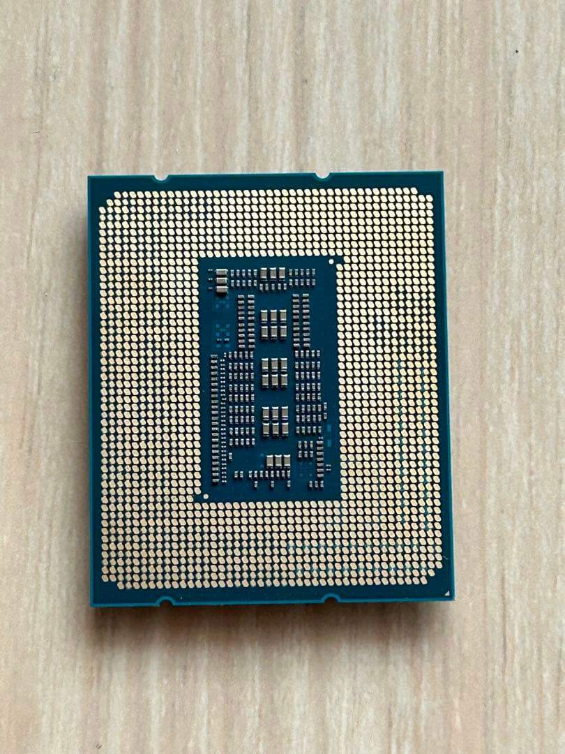 【動作確認済み】中古 Intel Core i7-13700 CPU