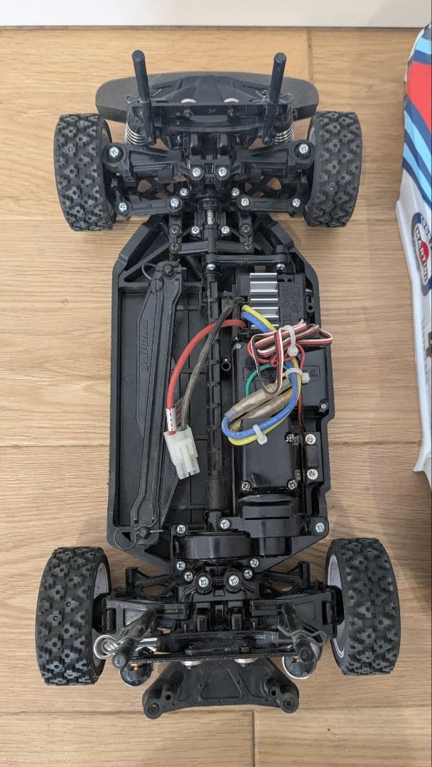 TAMIYA tt-02 ランチアデルタ　finespec2.4G