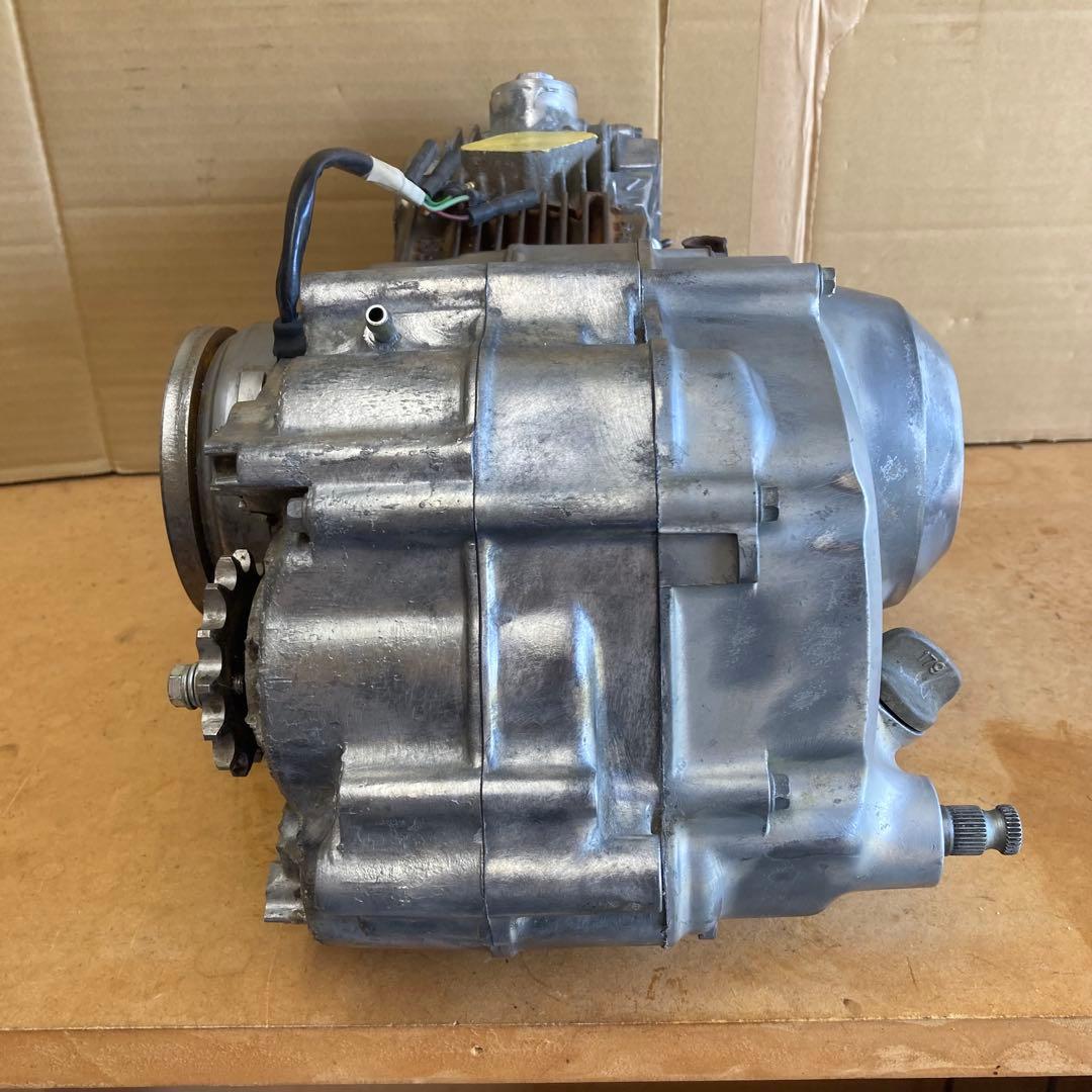 C50 スーパーカブ 6v エンジン