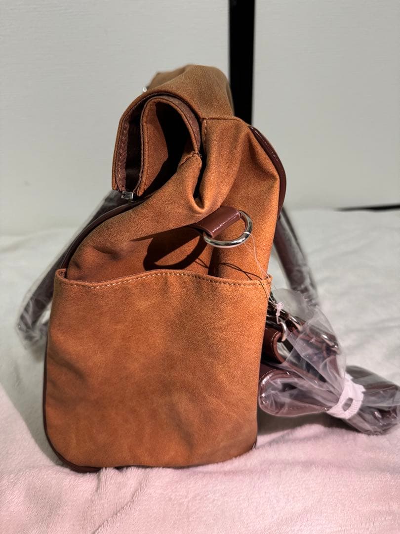 ブラウン ボストンバッグ ショルダーストラップ付き