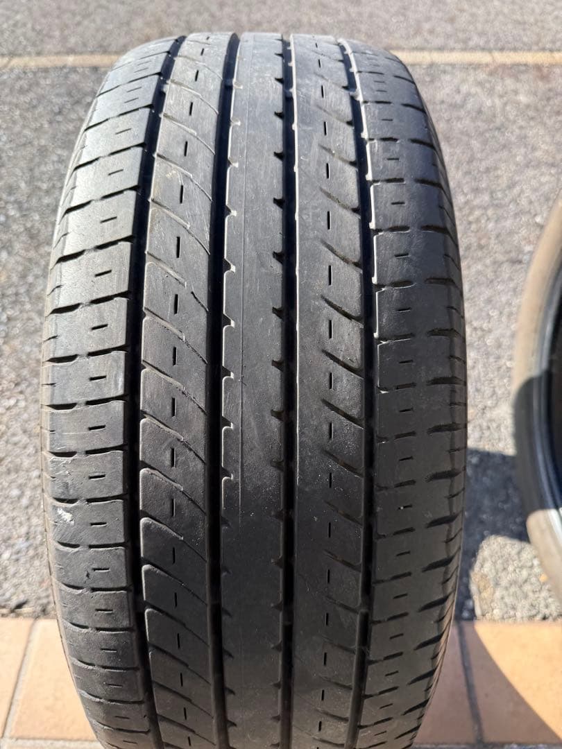 235/50R18 TOYOタイヤ　2本