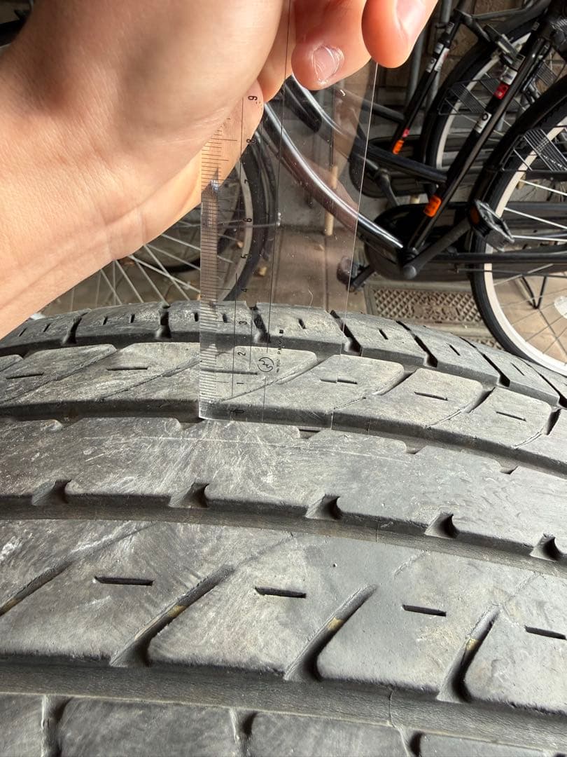 235/50R18 TOYOタイヤ　2本
