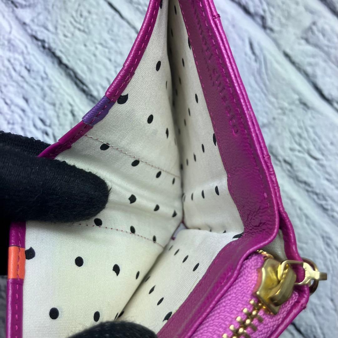 新品・未使用✨ツモリチサト ネコキルティング ラウンドファスナー 羊革 折り財布