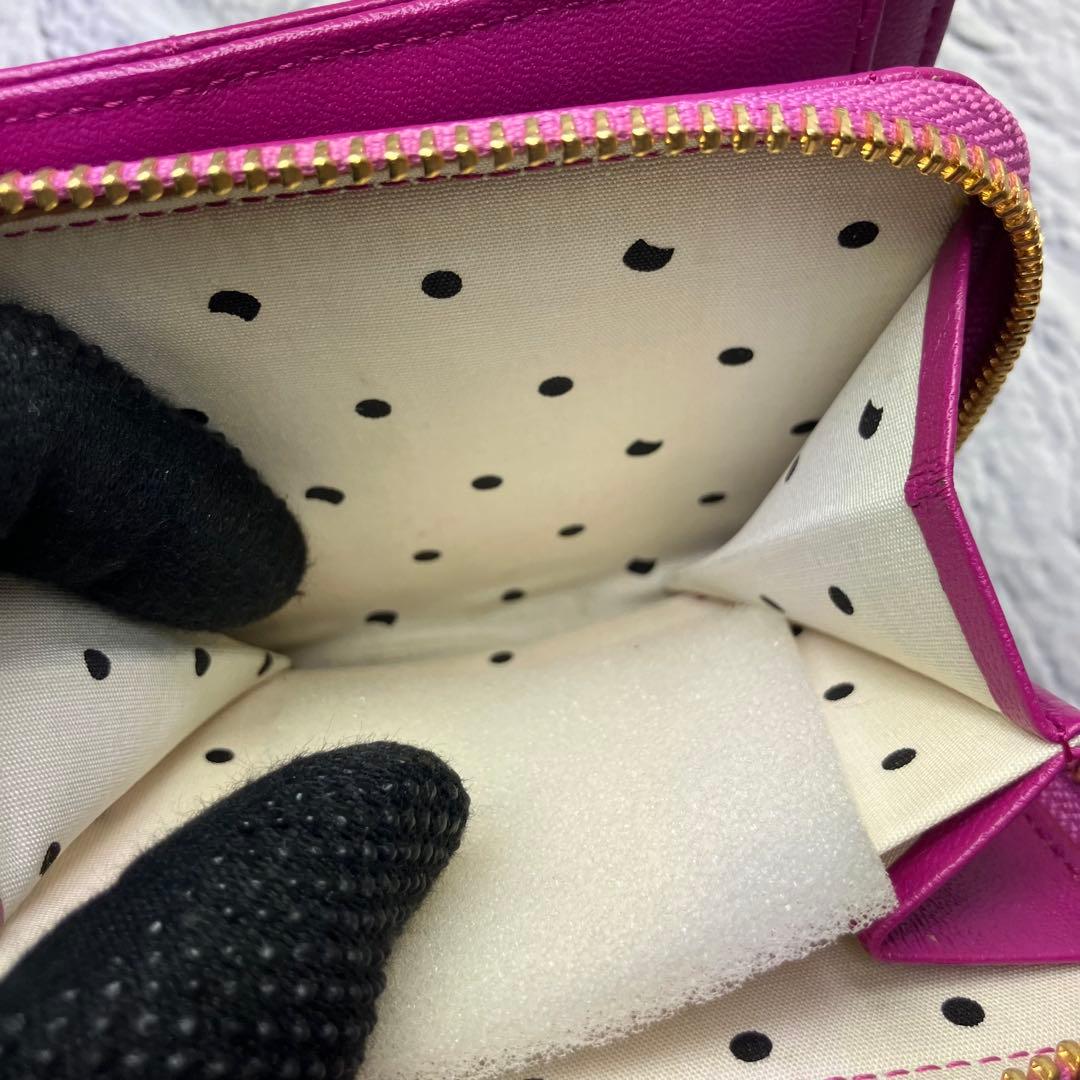 新品・未使用✨ツモリチサト ネコキルティング ラウンドファスナー 羊革 折り財布