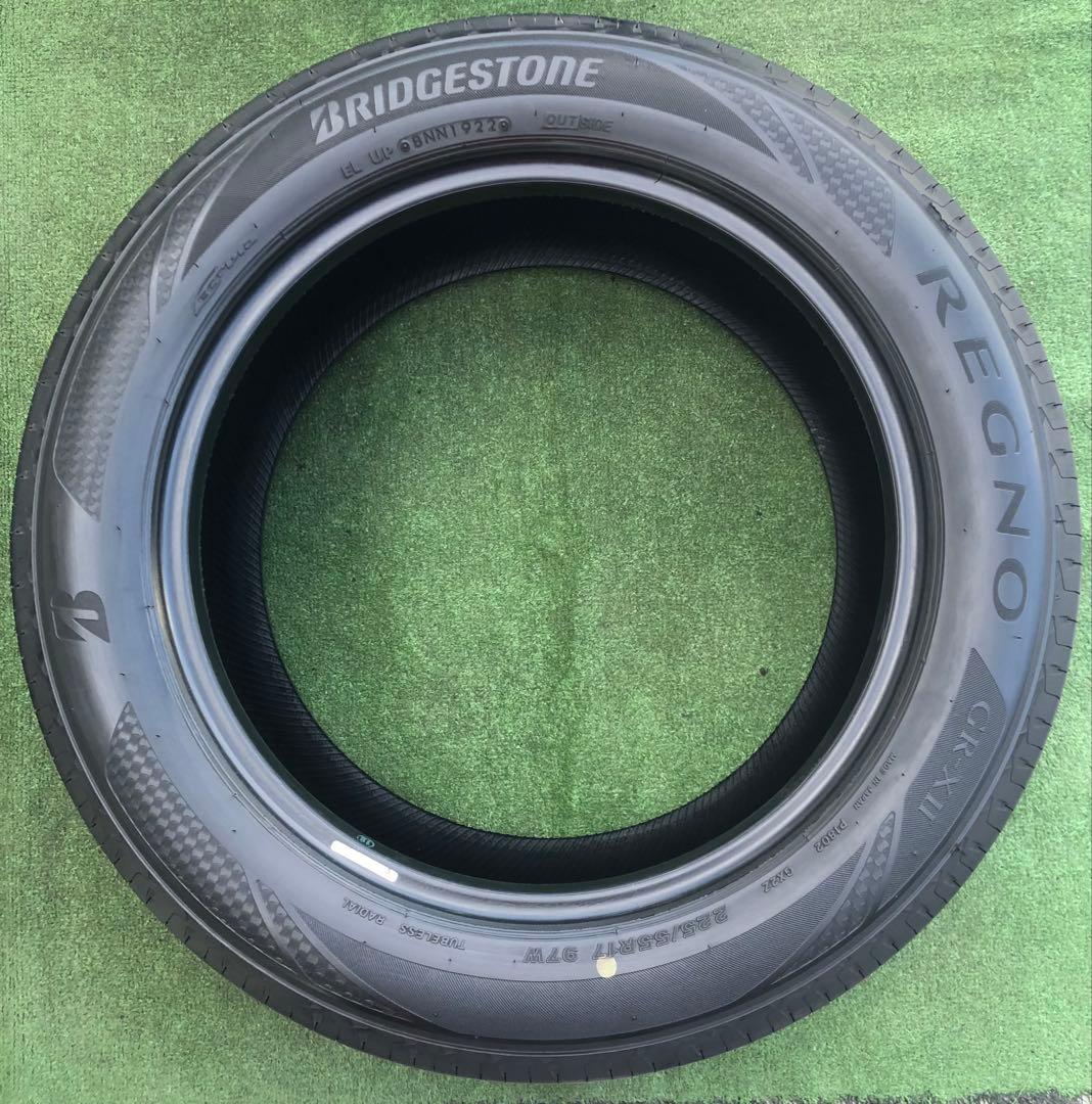 225/55 R17 BRIDGESTONE REGNO ラジアルタイヤ
