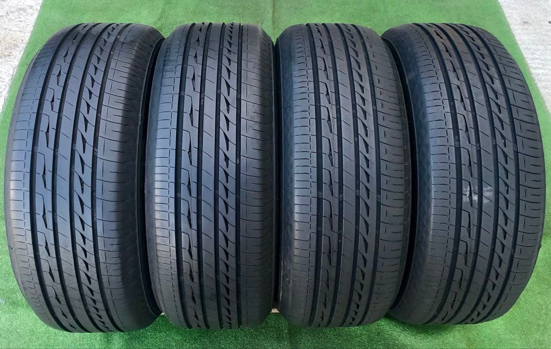 225/55 R17 BRIDGESTONE REGNO ラジアルタイヤ