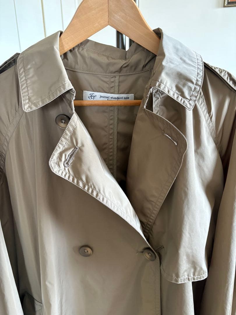 JOURNAL STANDARD LUXE タフタ フードトレンチコートベージュ