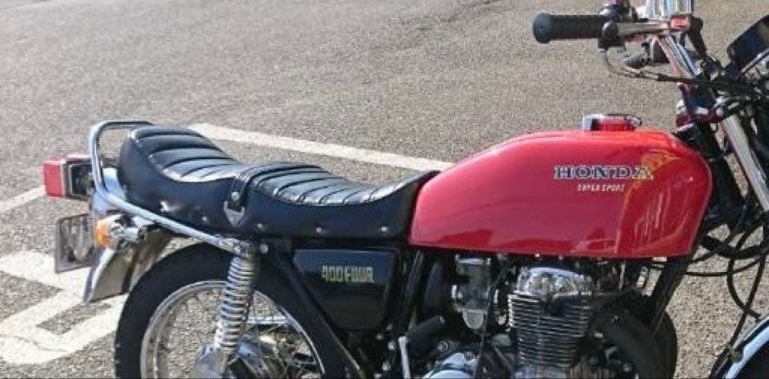 HONDA CB400F ヨンフォア　タックロールシート