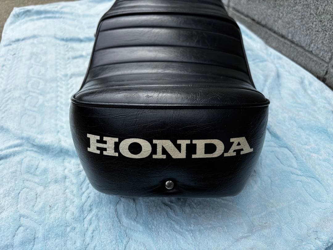 HONDA CB400F ヨンフォア　タックロールシート