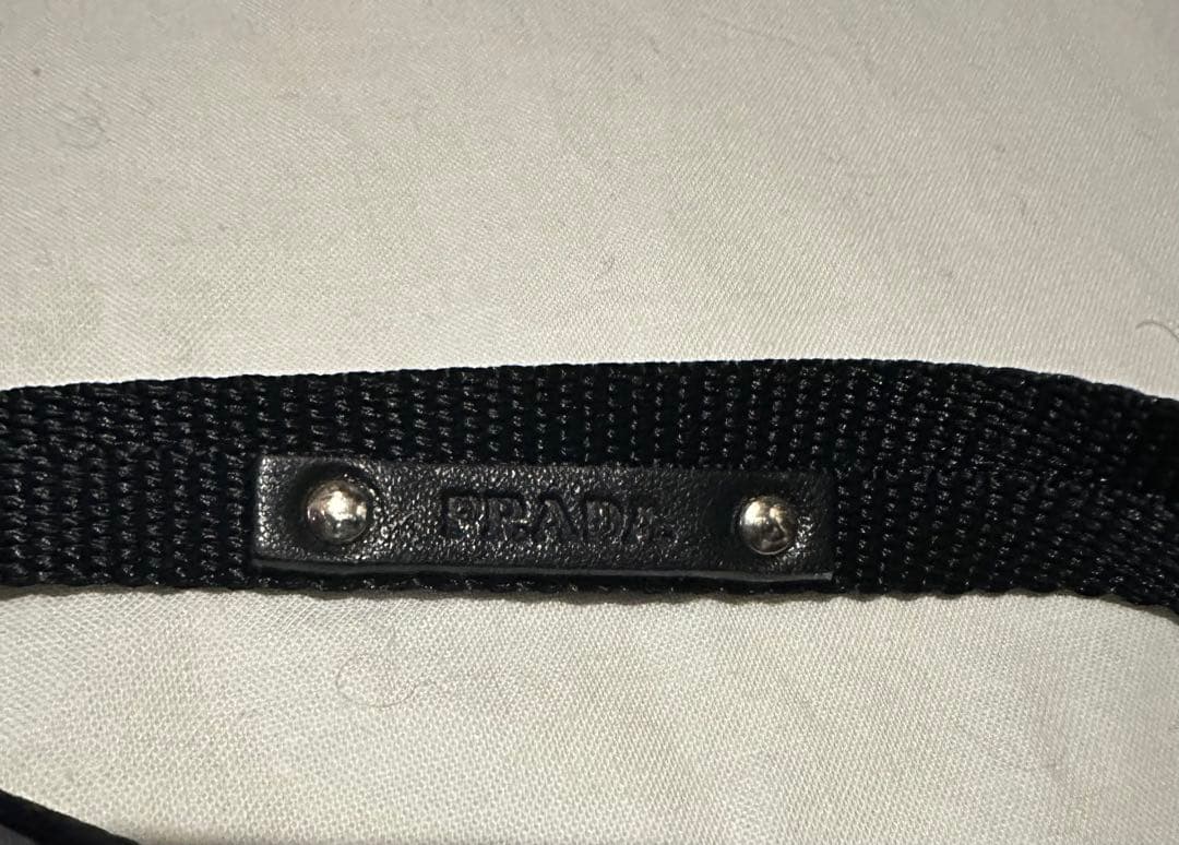 PRADA 黒 ナイロン ストラップ　新品未使用品