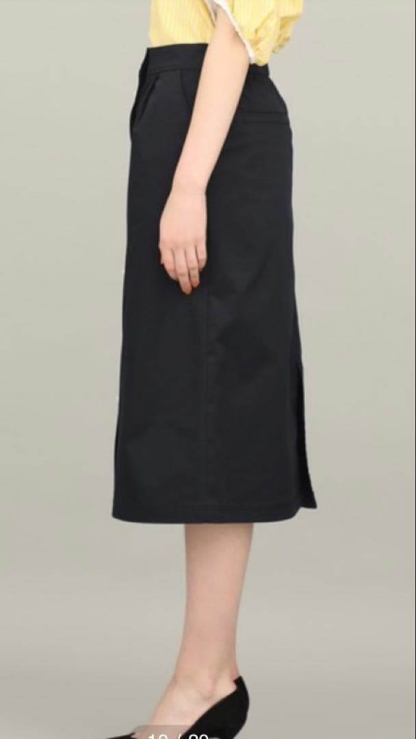 美品　ミュベール muveil パールチノスカート　パールボタン　ネイビー　36