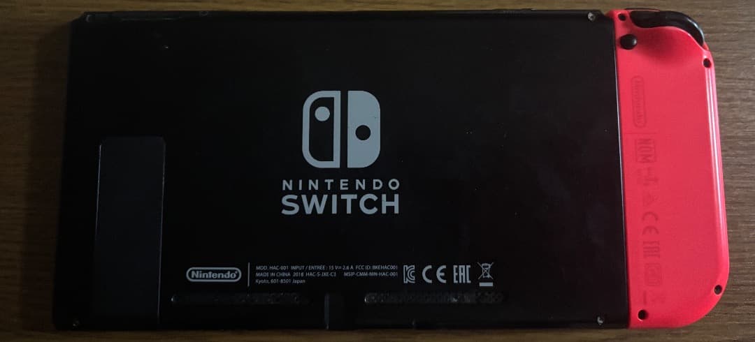 Nintendo Switch 赤/黒 本体