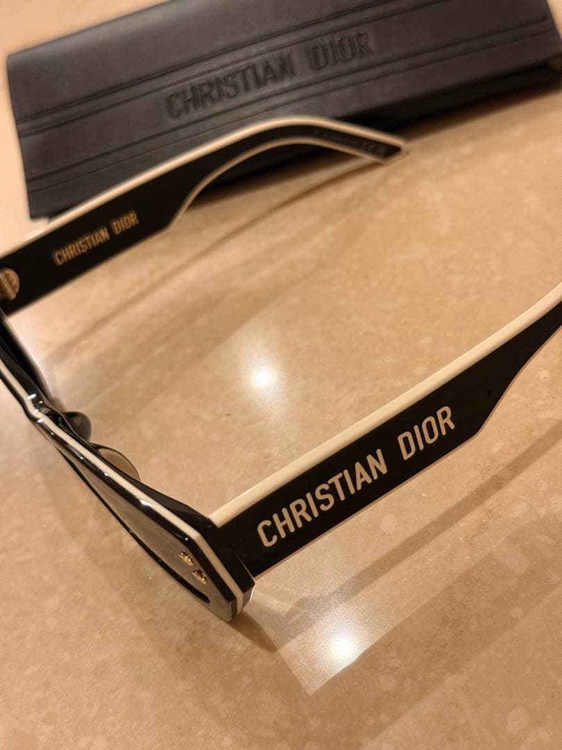 【1度のみ使用】CHRISTIAN DIOR サングラス