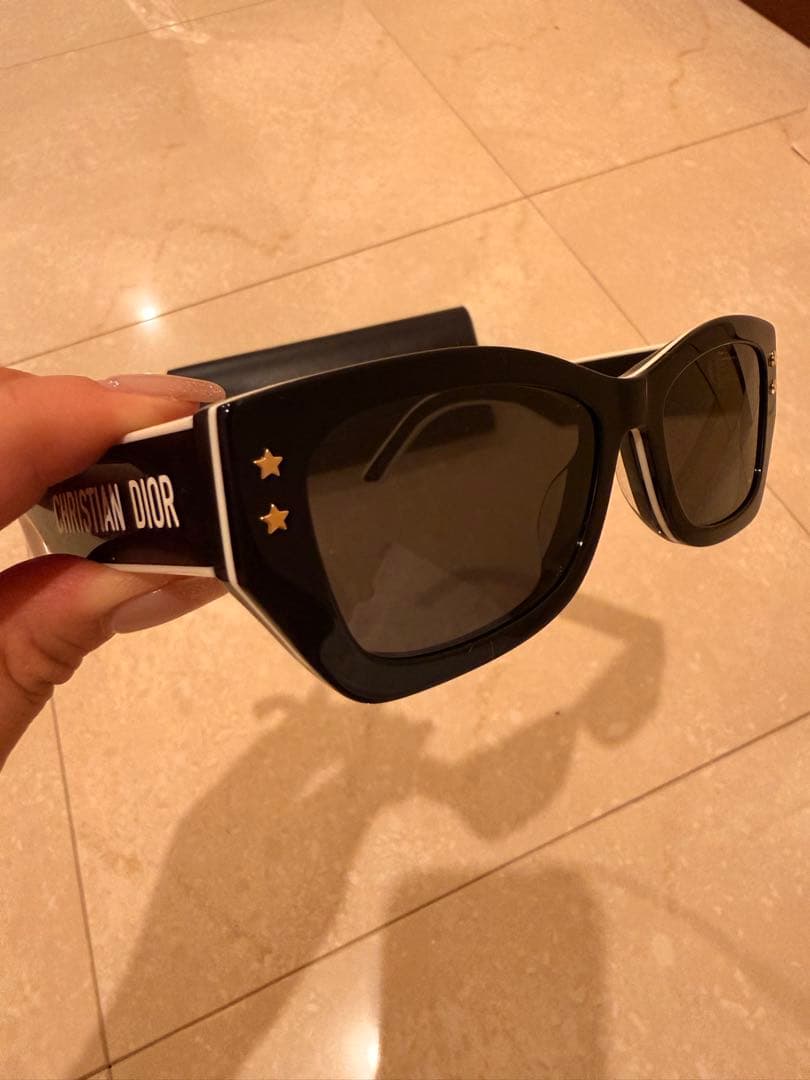 【1度のみ使用】CHRISTIAN DIOR サングラス