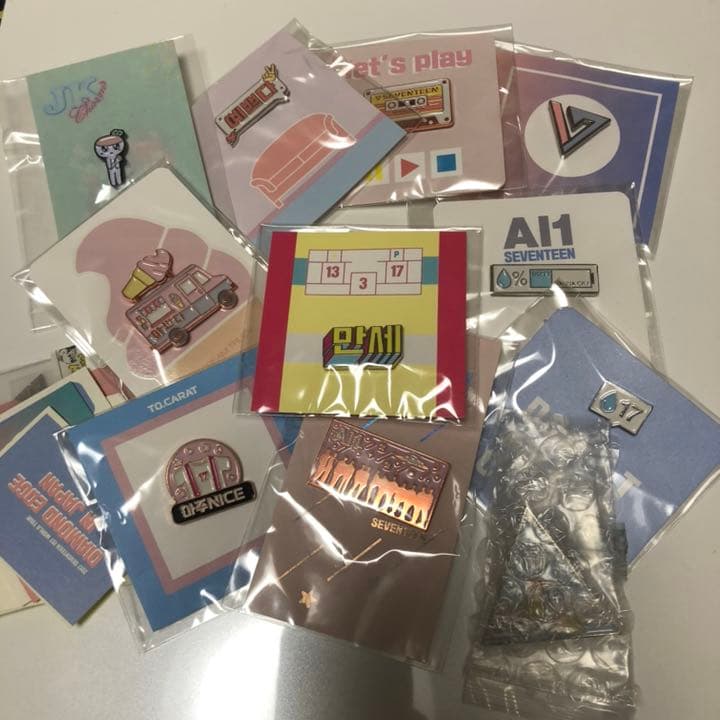 SEVENTEEN ピンバッジ