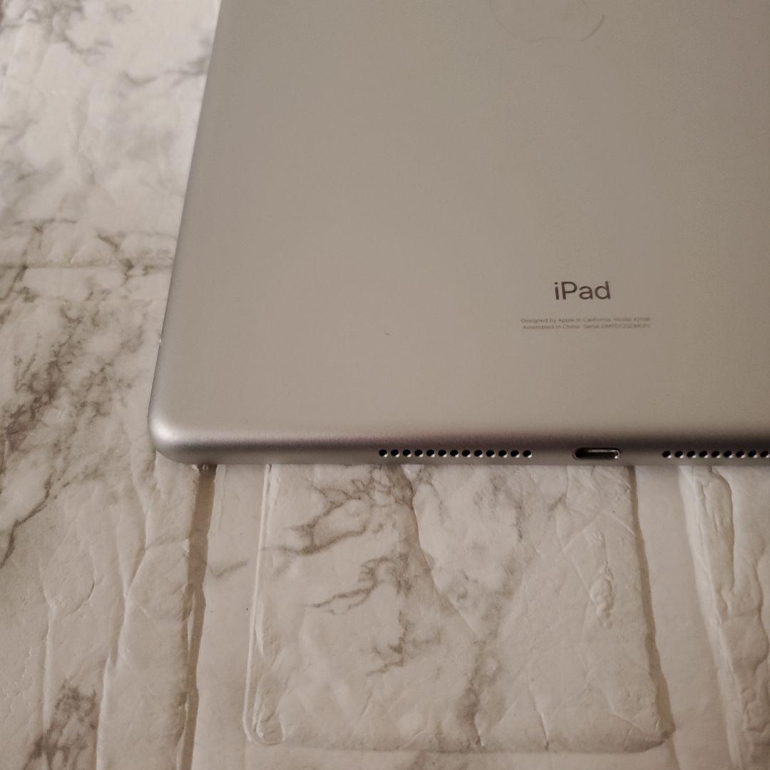 163 iPad 7世代 128GB SIMフリー シルバー