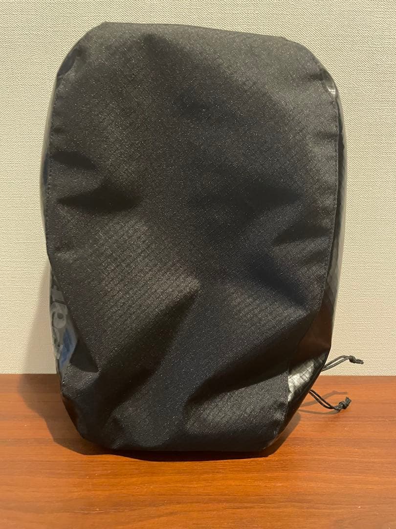 Patagonia ブラック ホール　キューブ　Lサイズ廃盤