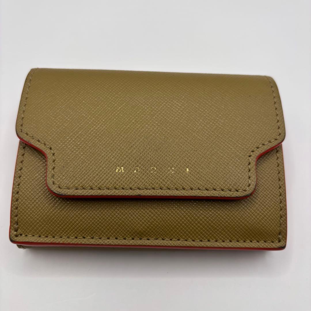MARNI 三つ折り財布　カーキ　ベージュ　コンパクトウォレット　財布　レザー