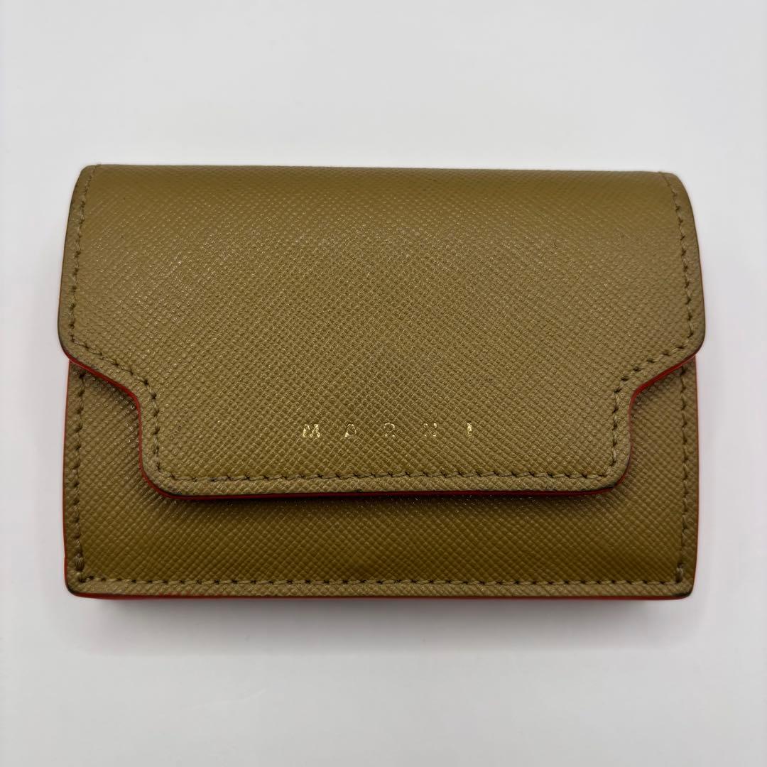 MARNI 三つ折り財布　カーキ　ベージュ　コンパクトウォレット　財布　レザー