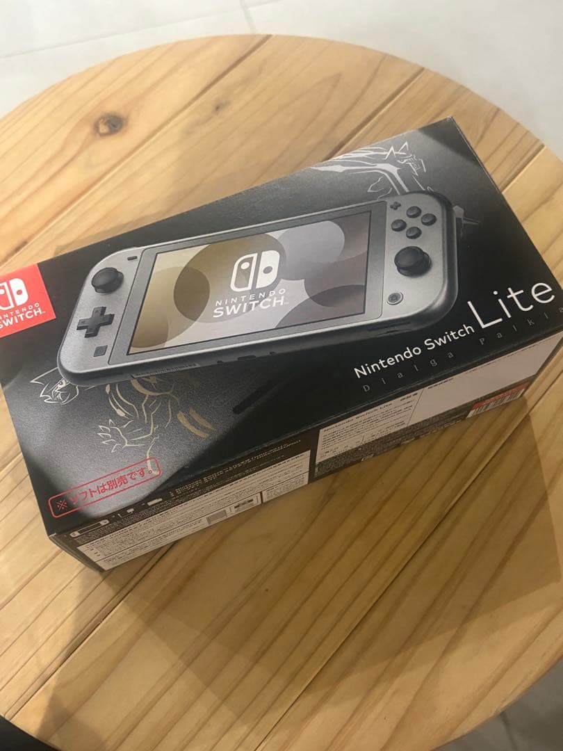 極美品Nintendo Switch Lite ディアルガ パルキア　ポケモン