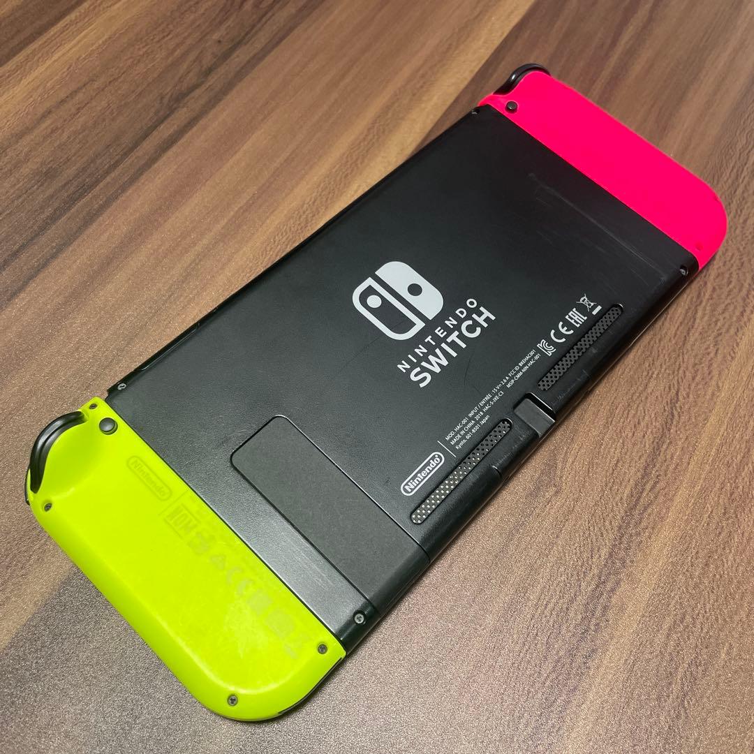 Nintendo Switch 本体　おまけのケース付