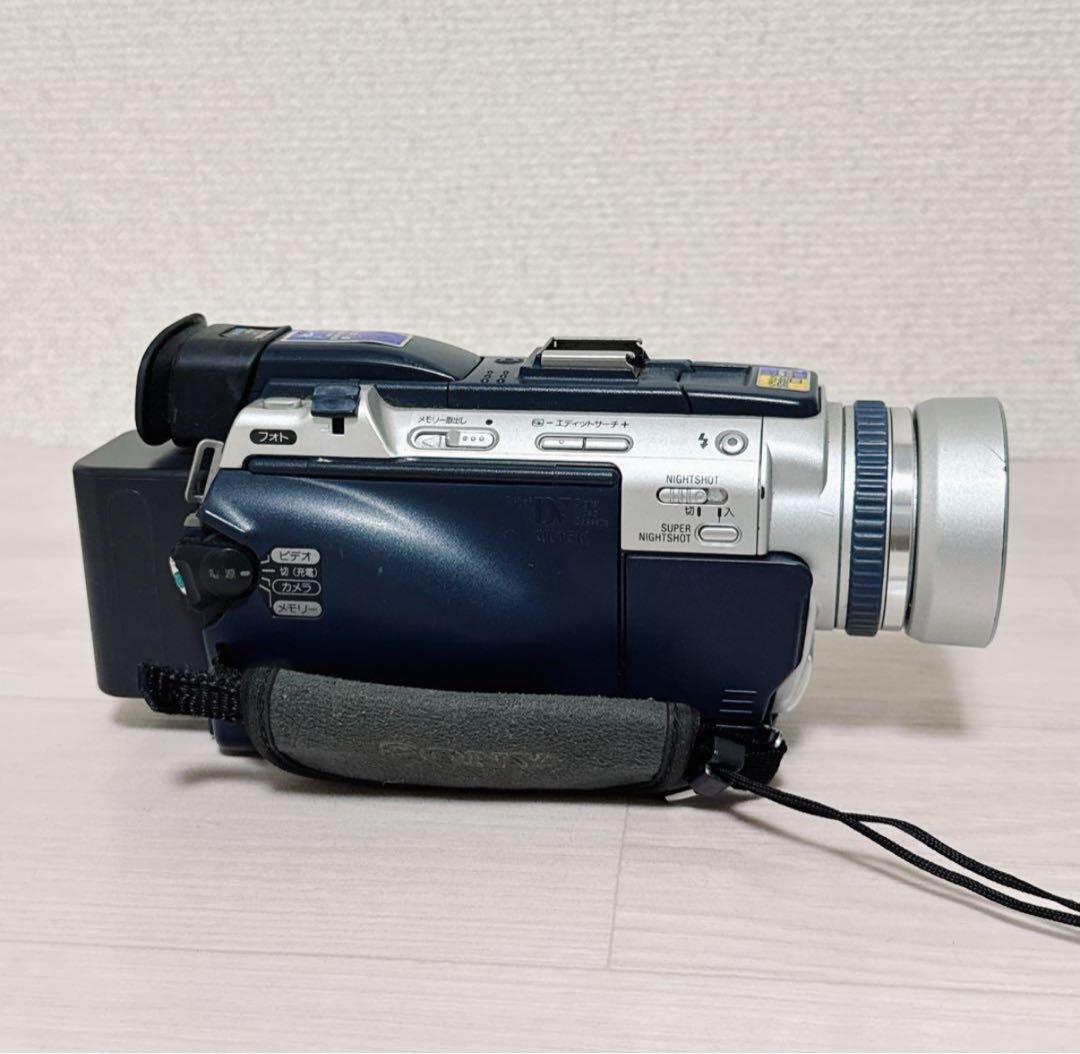 2128【希少品】SONY DCR-TRV30 Mini DV ナイトショット