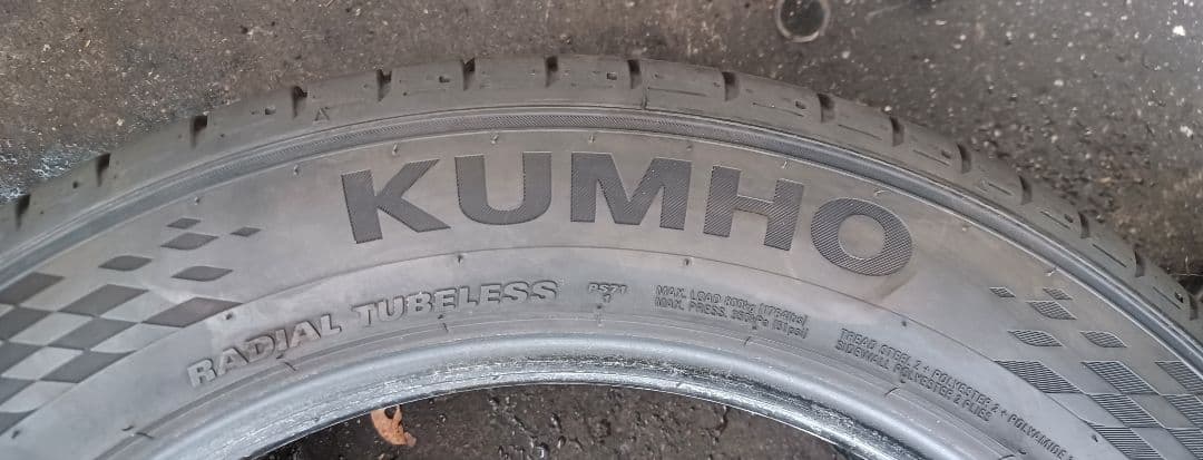 245/50zr18 KUMHO ECSTA 　2022年製 6.5㎜ 1本