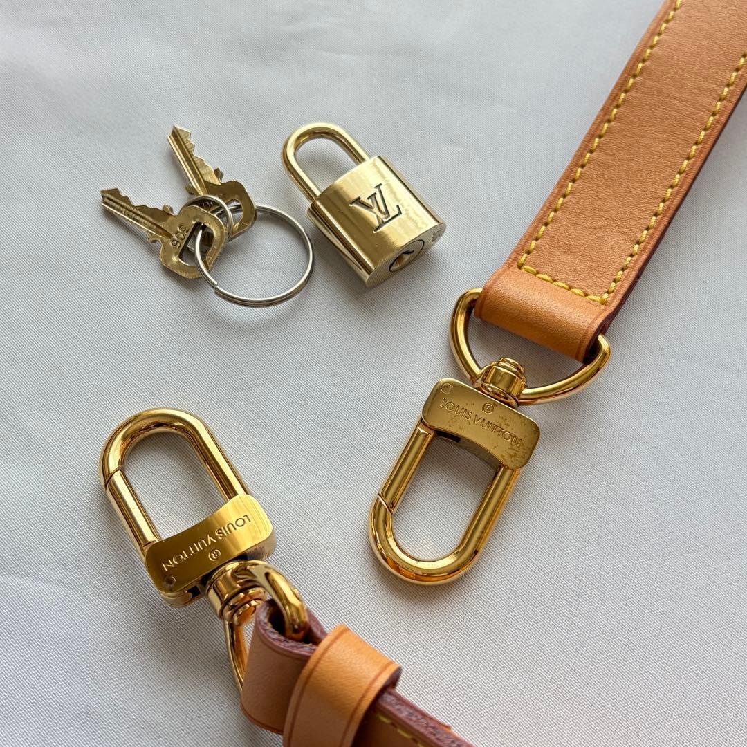 Louis Vuitton モノグラム キーポル・バンドリエール50 リペア済