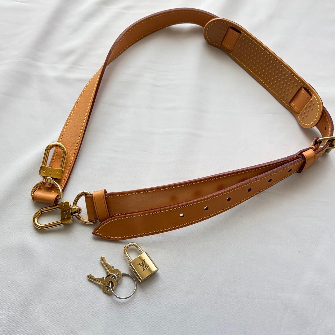 Louis Vuitton モノグラム キーポル・バンドリエール50 リペア済