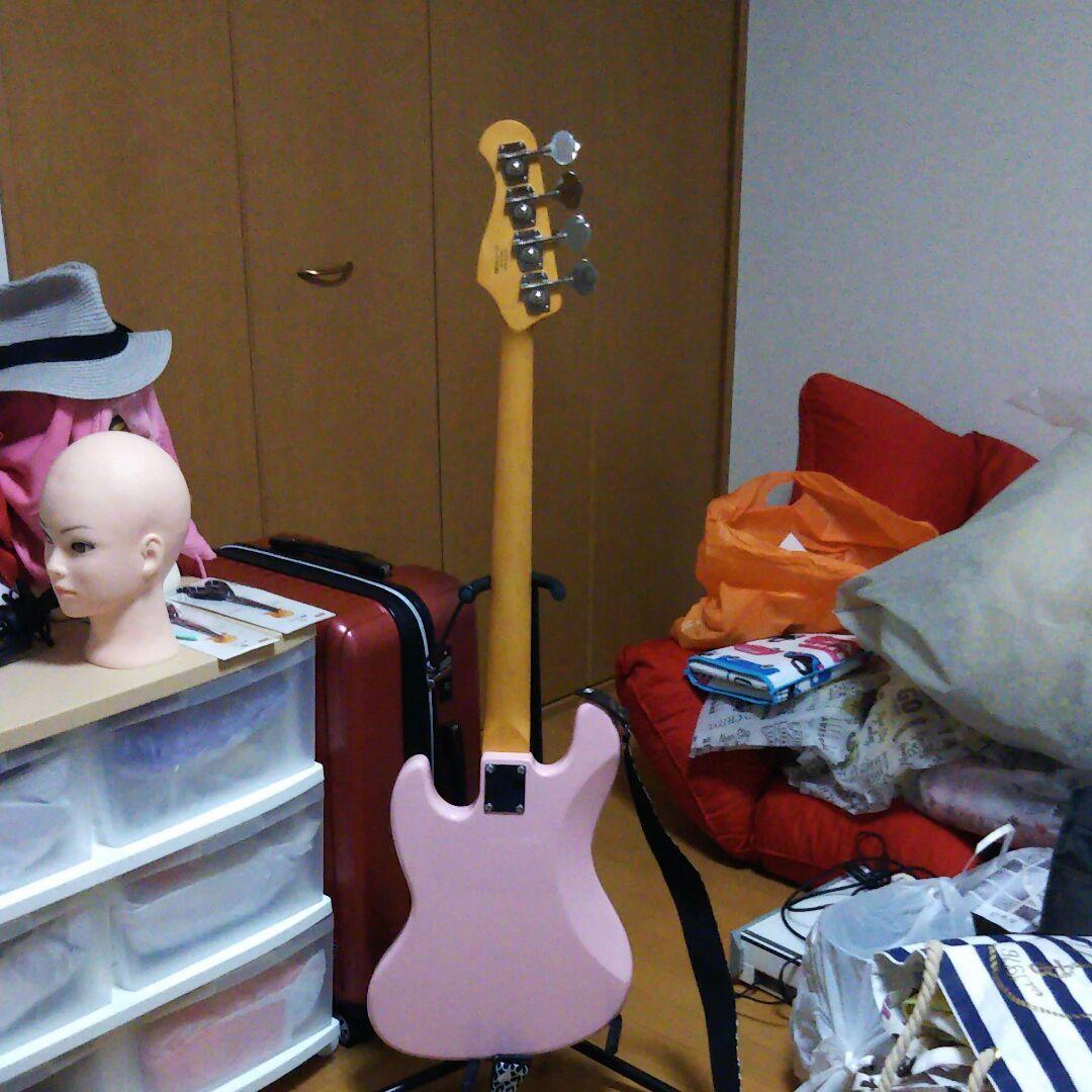 エレキベース