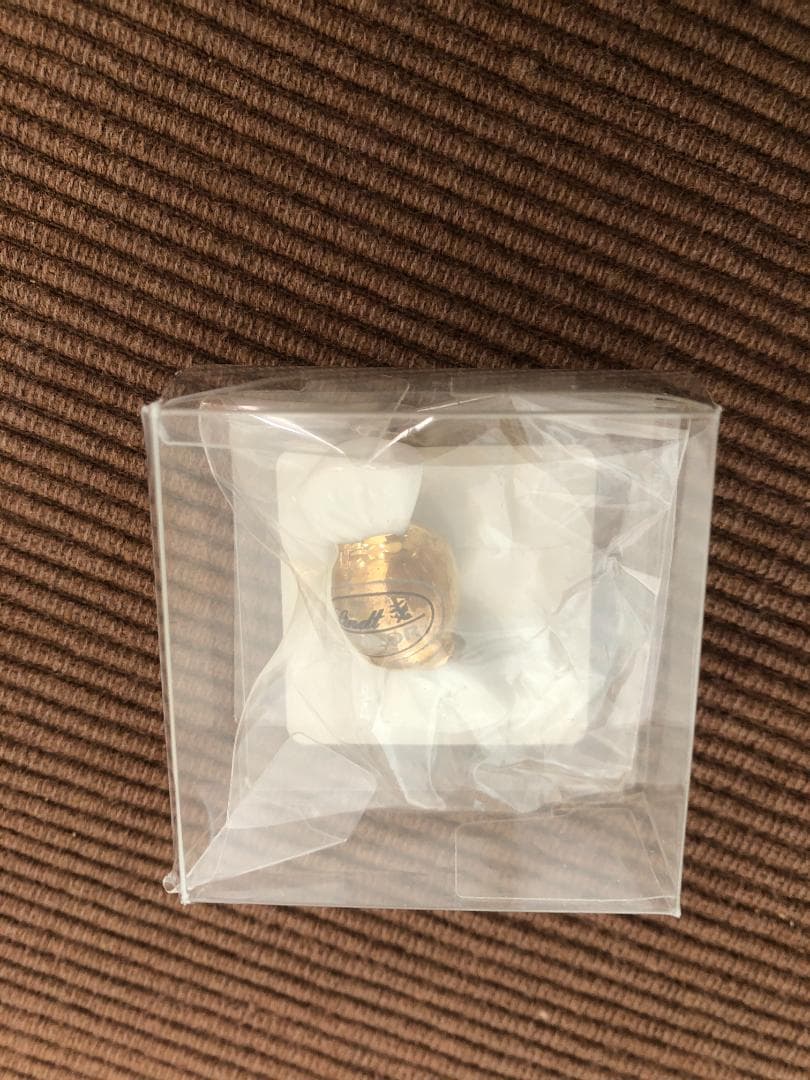 リンツ　リンドール フェーヴ　金色