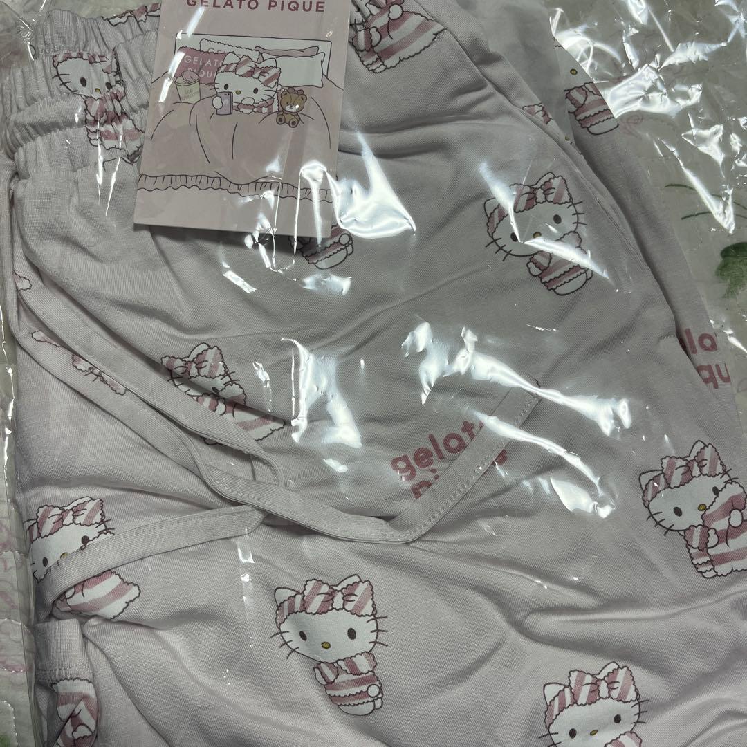 サンリオハウス gelato pique総柄ショートパンツ　キティ　新品