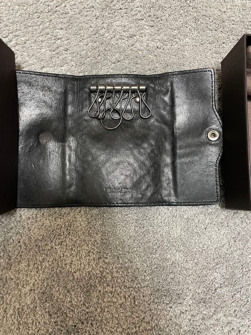 Bottega Veneta ブラックレザーキーケース